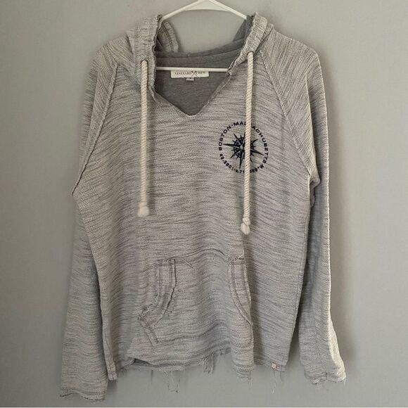 Vineyard Crew Women’s Boston Massachusetts Pullover Hoodie - Picture 1 of 4